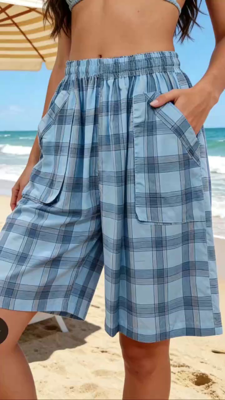 About 5080 Pcs One Size Plaid Cotton Beach Casual Shorts - Image 1