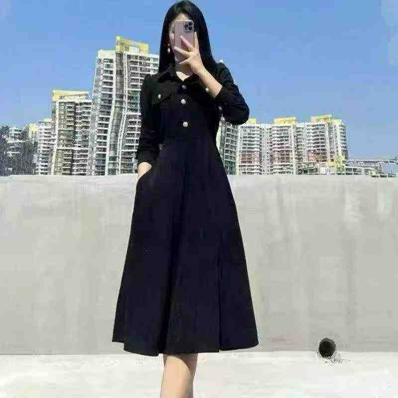 65 Pieces Recycled Hepburn Style Long Sleeve Corduroy Dresses - Image 1