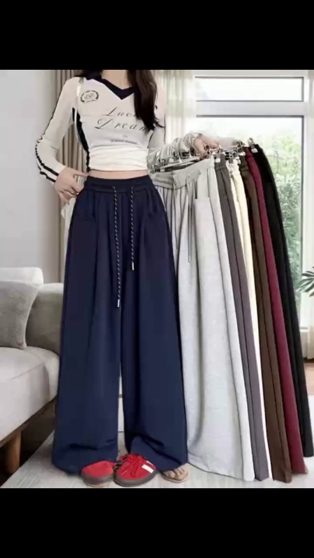 About 230 Pcs High Quality Trendy Women's Casual Pants - Image 1