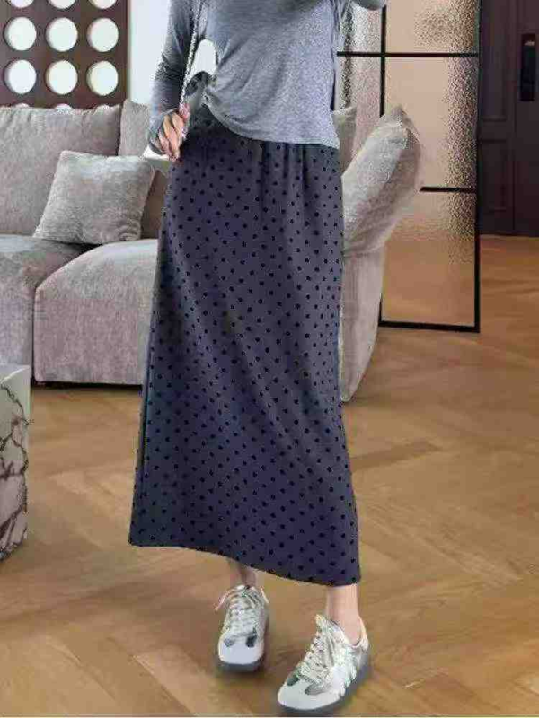French Retro Polka Dot & Khaki Elastic Waist Skirts 2 Styles Total 225 Pieces - Image 1