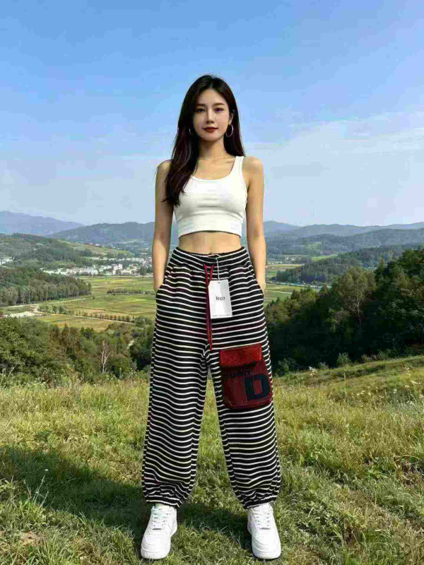 275 Pcs High Quality Autumn Winter Cotton Fleece Striped Cargo Sweatpants - Image 1