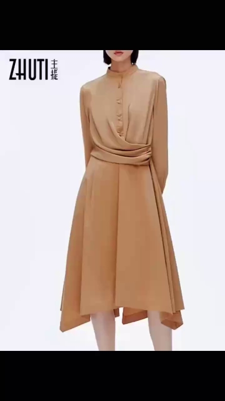Clearance Stock Mixed Women's Apparel About 600 Pieces Most Dresses - Image 1