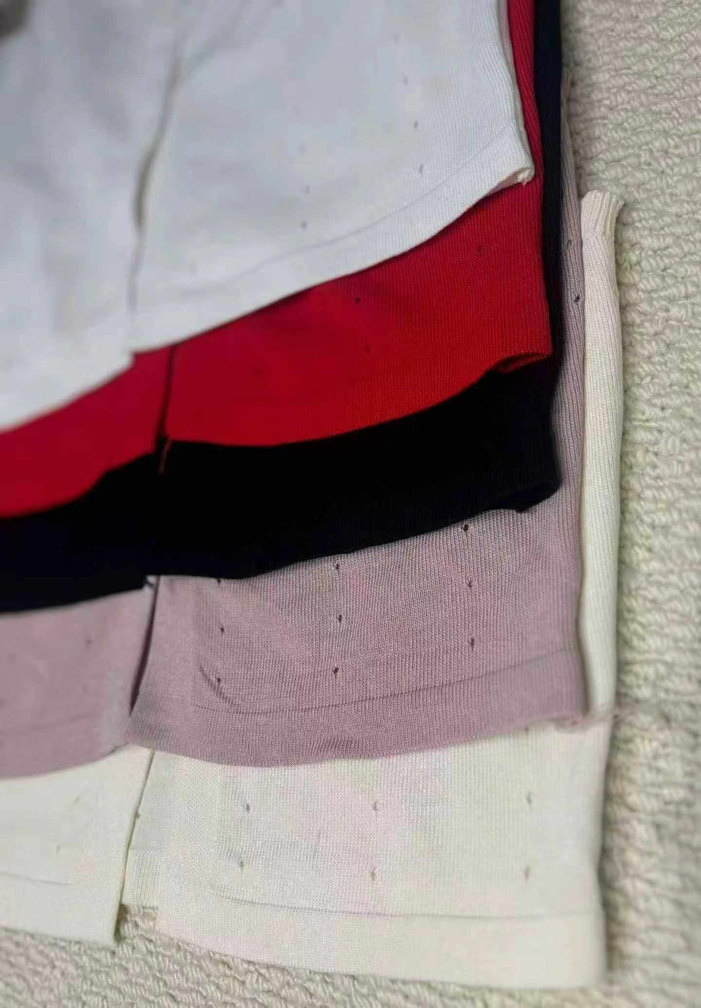 Karibu Vipande 500 vya Shati la Kifuani la Cami Tank la Wanawake la Mtindo wa Kikorea lenye Ufumwe wa Mashimo, la Msimu wa Masika na Majira ya Joto 2026, Shati ya Rangi Moja - Image 9