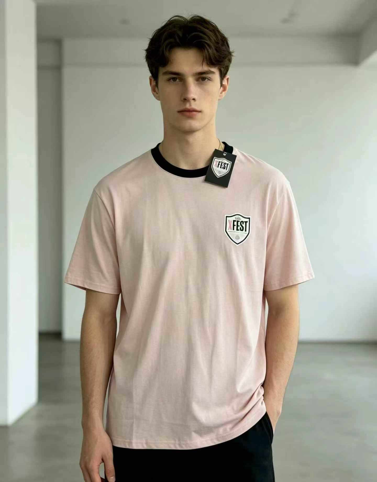 Aproximadamente 1200 piezas de camisetas unisex de algodón de manga corta, talla L - Image 2