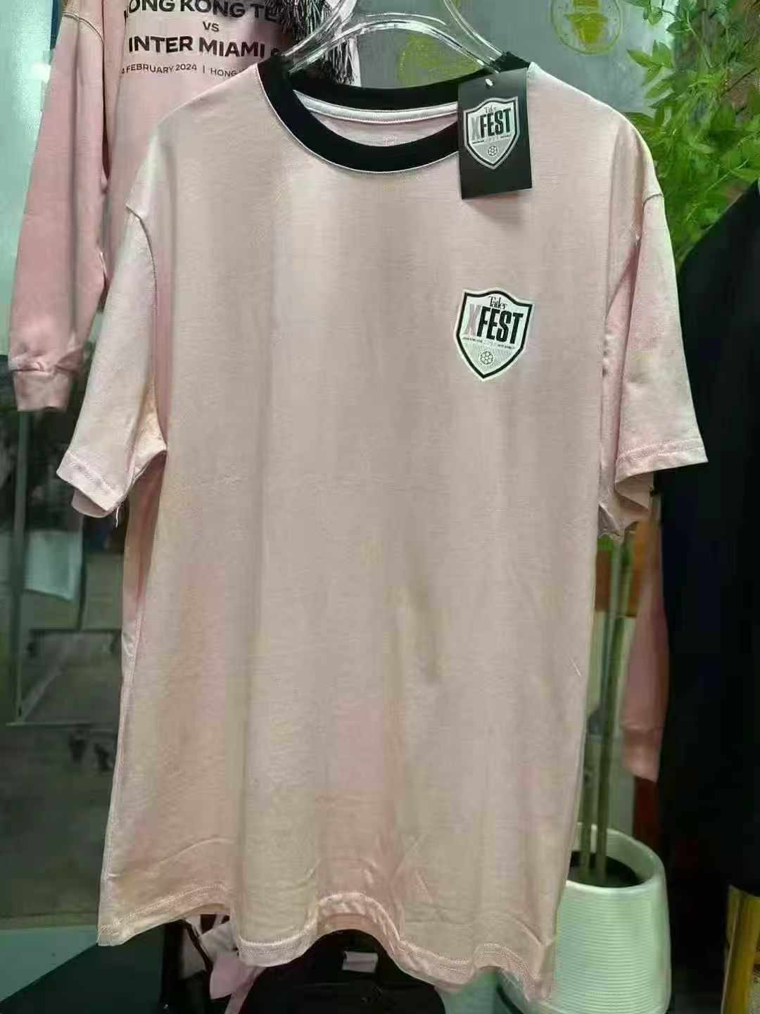 Aproximadamente 1200 piezas de camisetas unisex de algodón de manga corta, talla L - Image 3