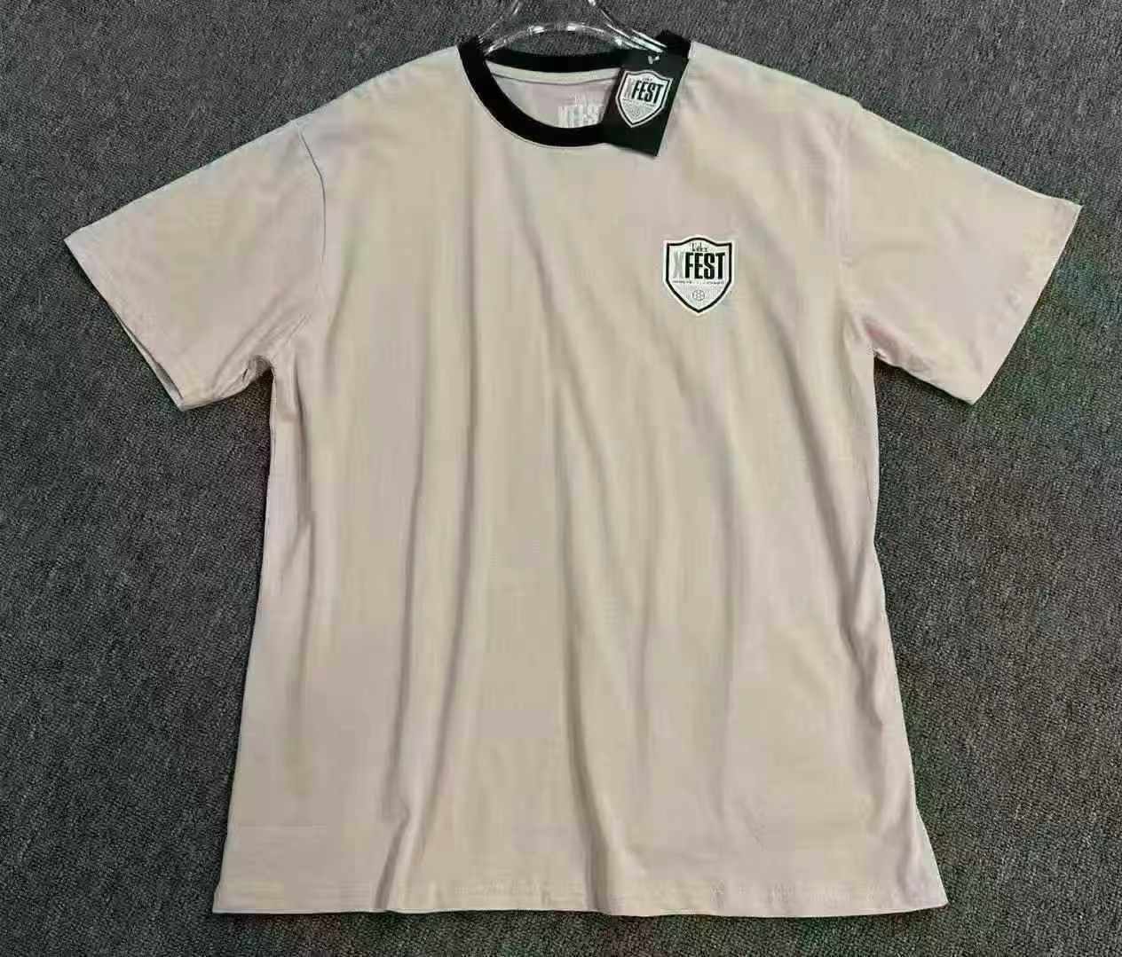 Aproximadamente 1200 piezas de camisetas unisex de algodón de manga corta, talla L - Image 4
