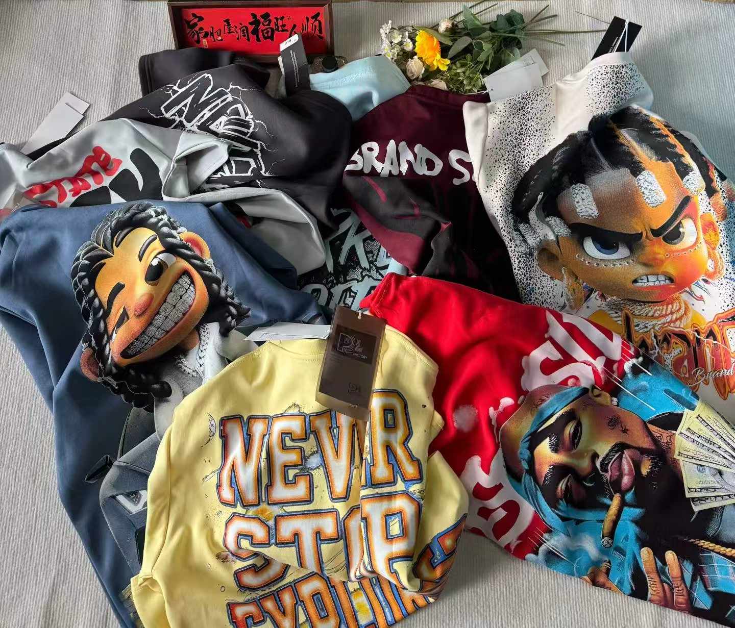 Kaos Lengan Pendek Cetak Motif Gaya High Street 330-380g Ukuran Jumbo Pria, 2000 Buah Berbagai Warna & Motif Ukuran 2XL-4XL Dikemas Satu per Satu - Image 6