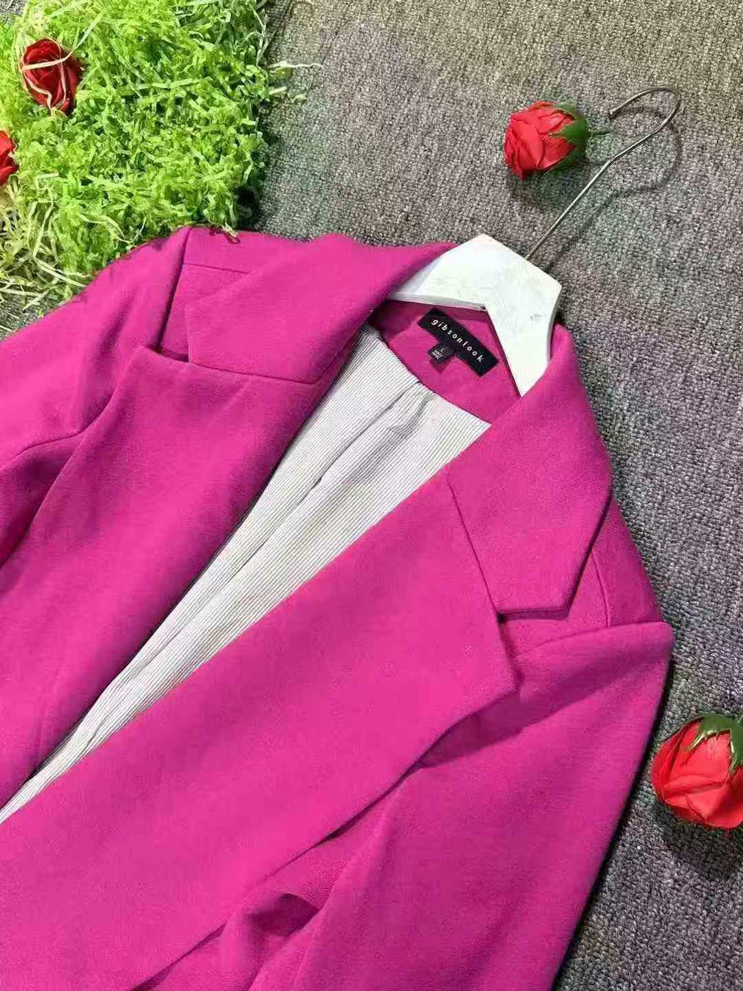 560 Piezas de Abrigos Blazer Magenta - Image 4