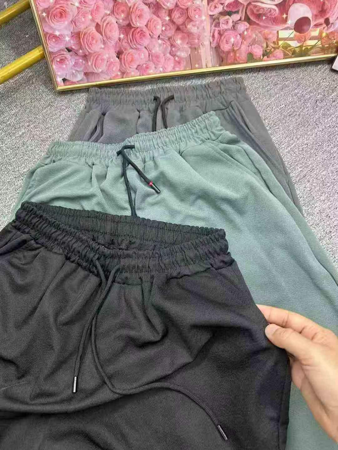 Pantalons décontractés amples d'été pour hommes, en soie glacée fine à séchage rapide, environ 1720 pièces - Image 6