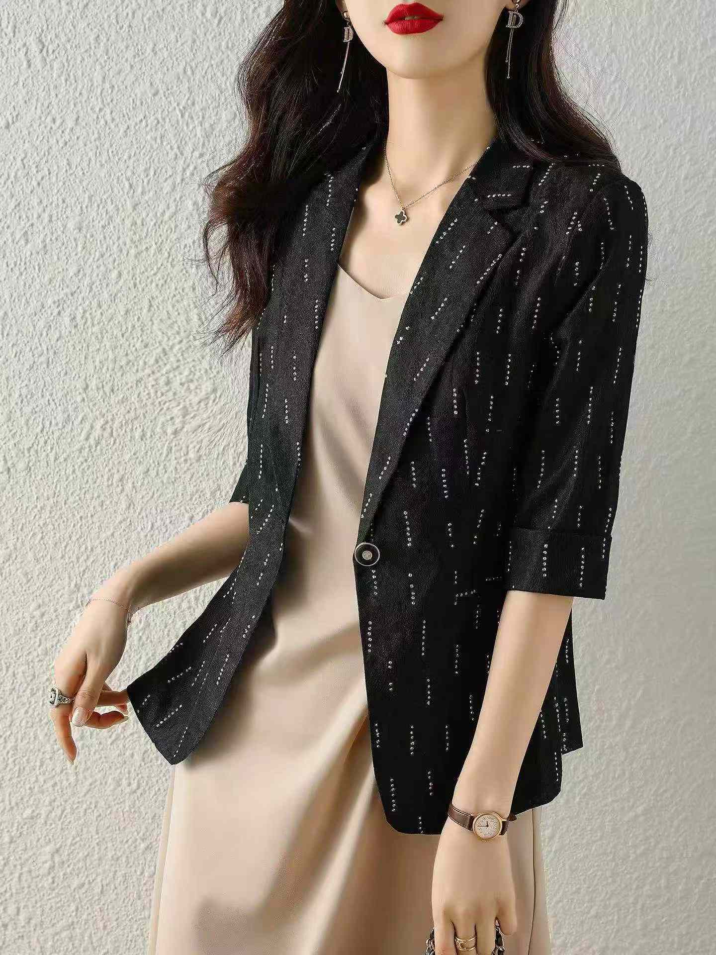 High Quality Women's Mid-sleeve Blazer, 3 Colors, S-4XL, 340 Pieces - Image 5
