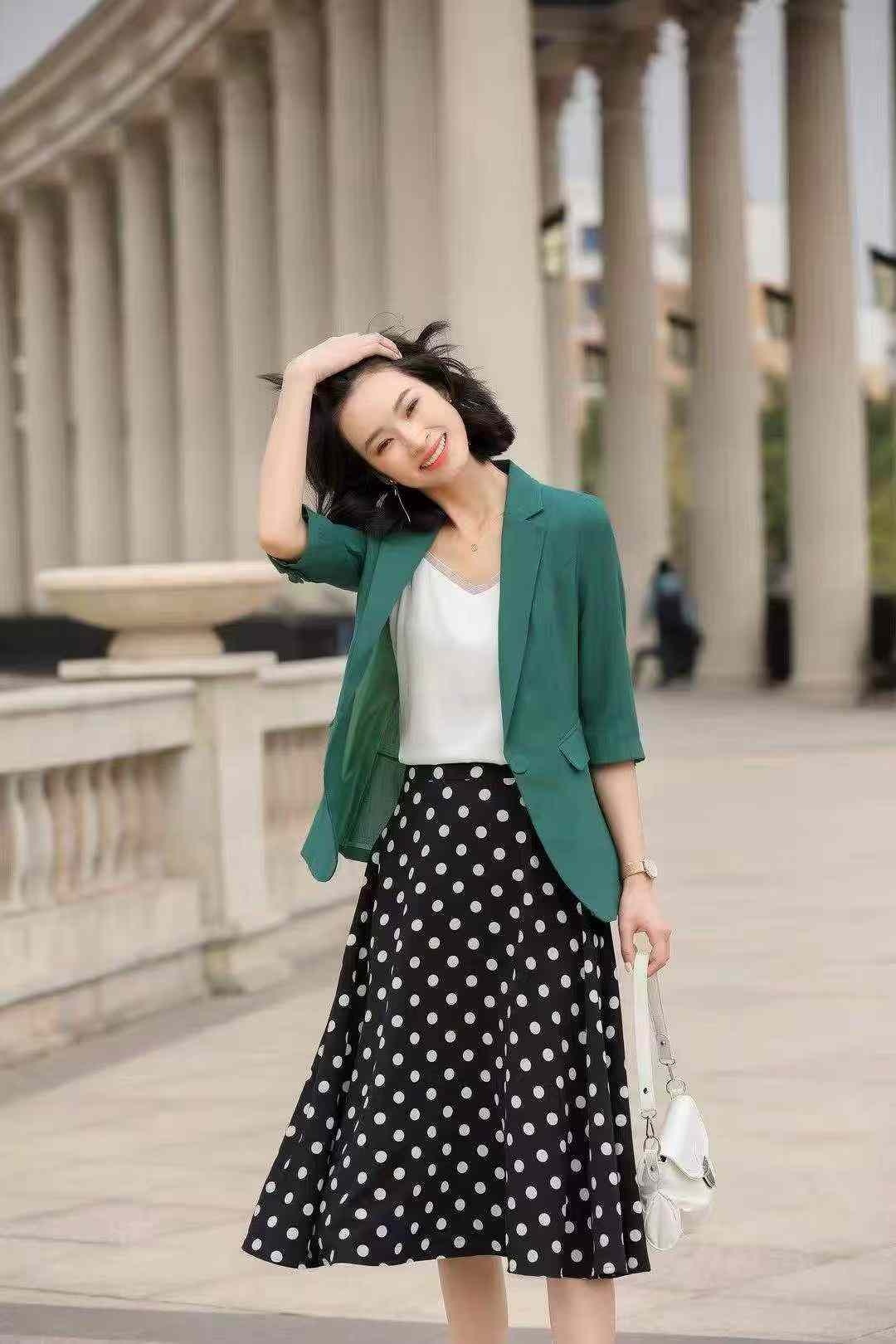 High Quality Women's Elbow Sleeve Blazer, 3 Colors, Factory Original Packing, S-4XL, Total 600 Pcs (285#601) - Image 2
