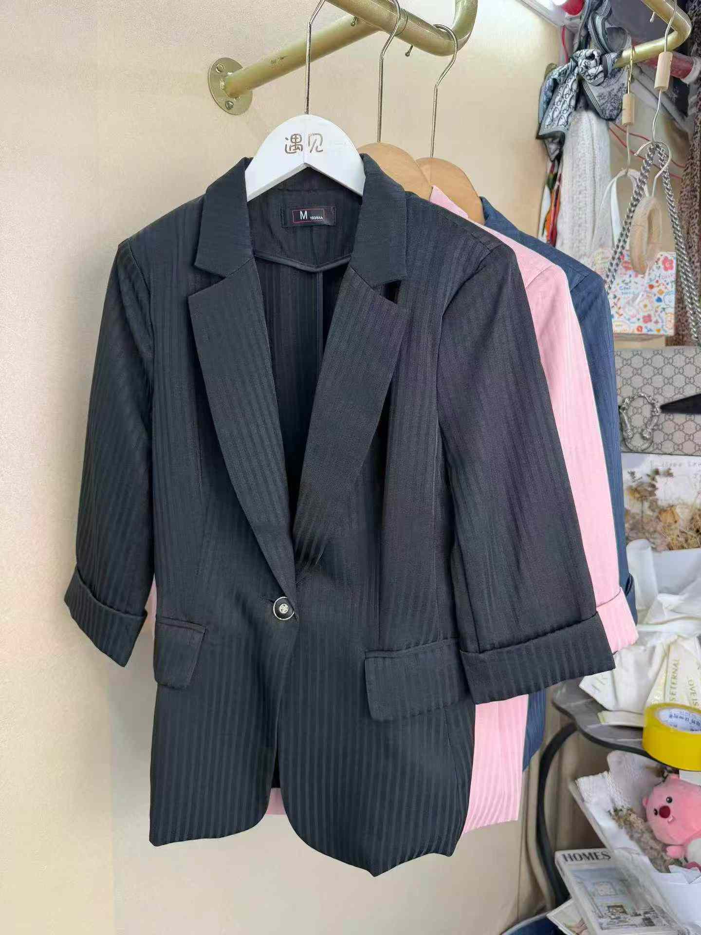 Women's Stylish Striped Half Sleeve Blazer, 320 Pieces Total - Image 6