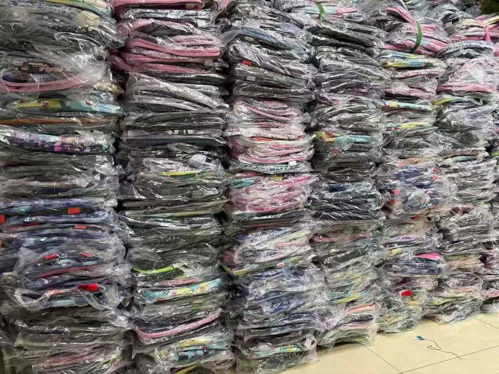 Over 2000 Pcs New Kids School Bags Bulk Clearance - Image 5