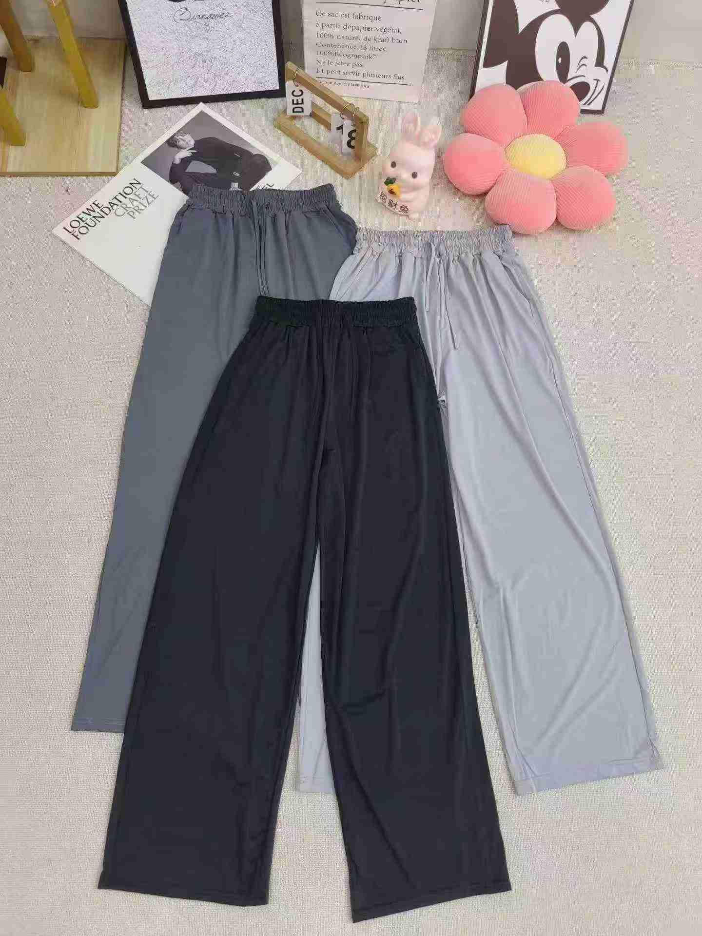 4800 Pcs Women's Ice Silk Pants - Image 3