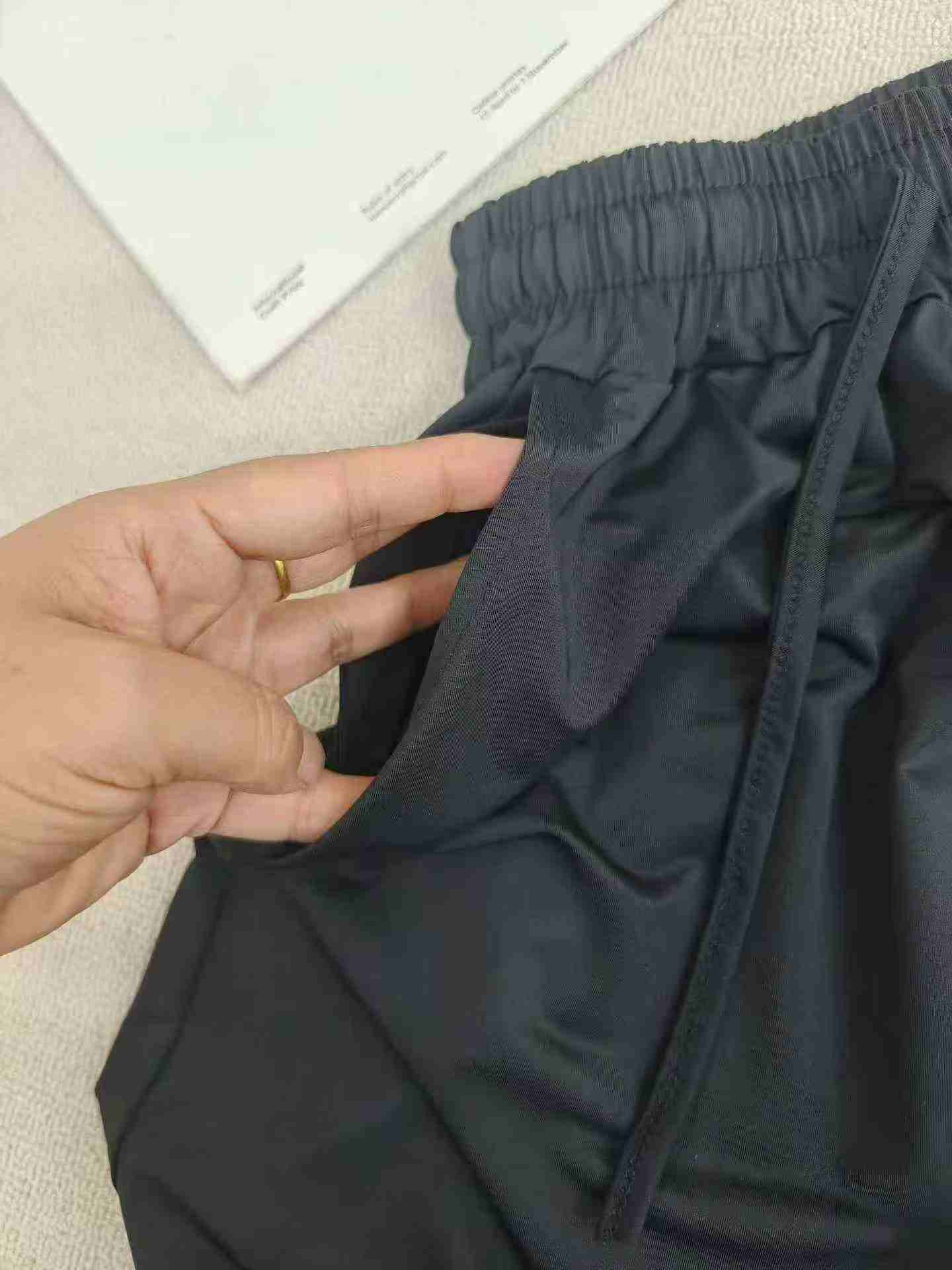 4800 Pcs Women's Ice Silk Pants - Image 8