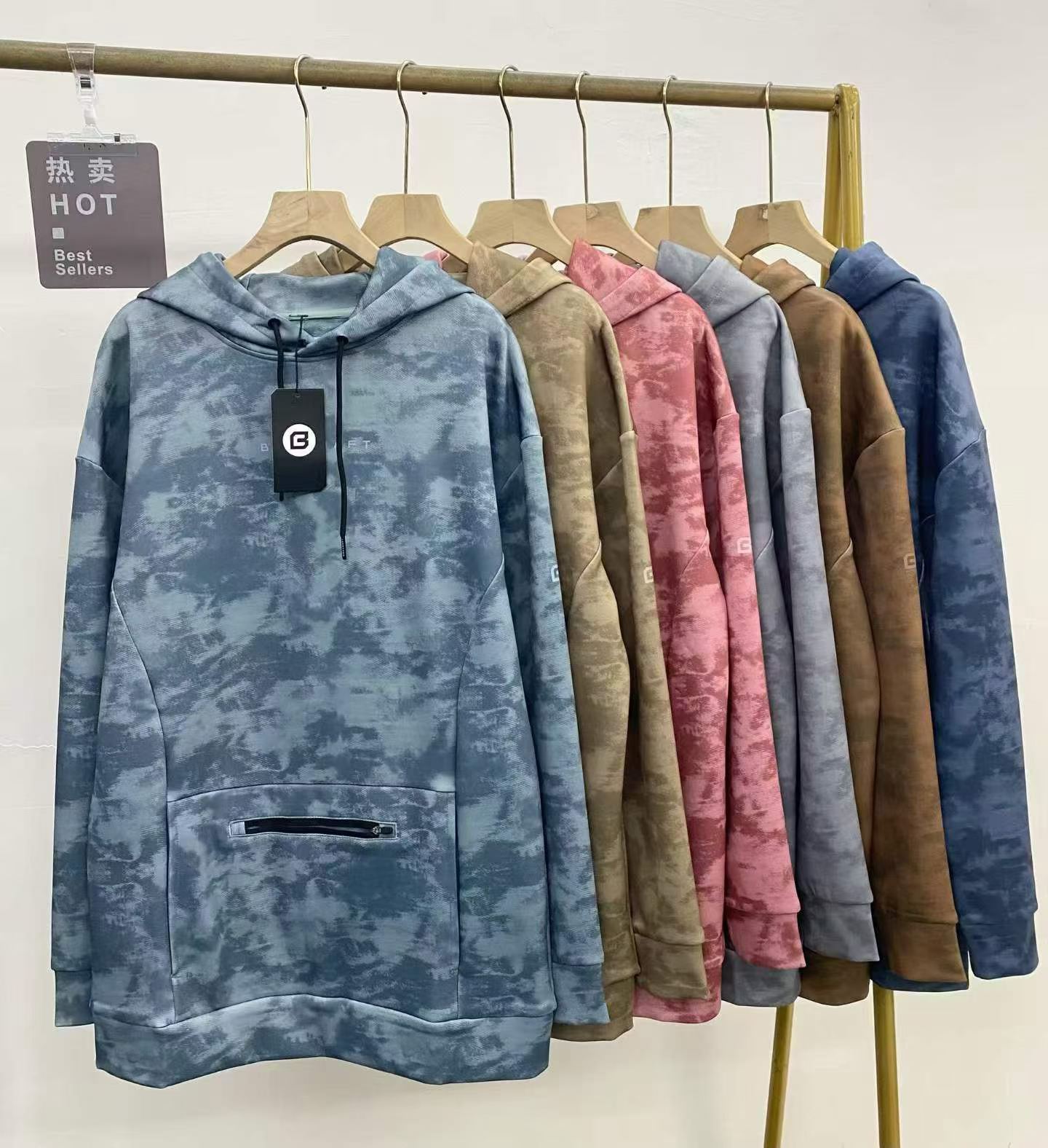 American Tie-dye Hoodies 424 Pieces - Image 2