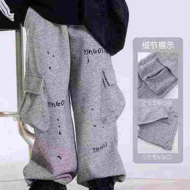 326 Pcs High Quality Kids Graffiti Fleece Cargo Sweatpants - Image 3