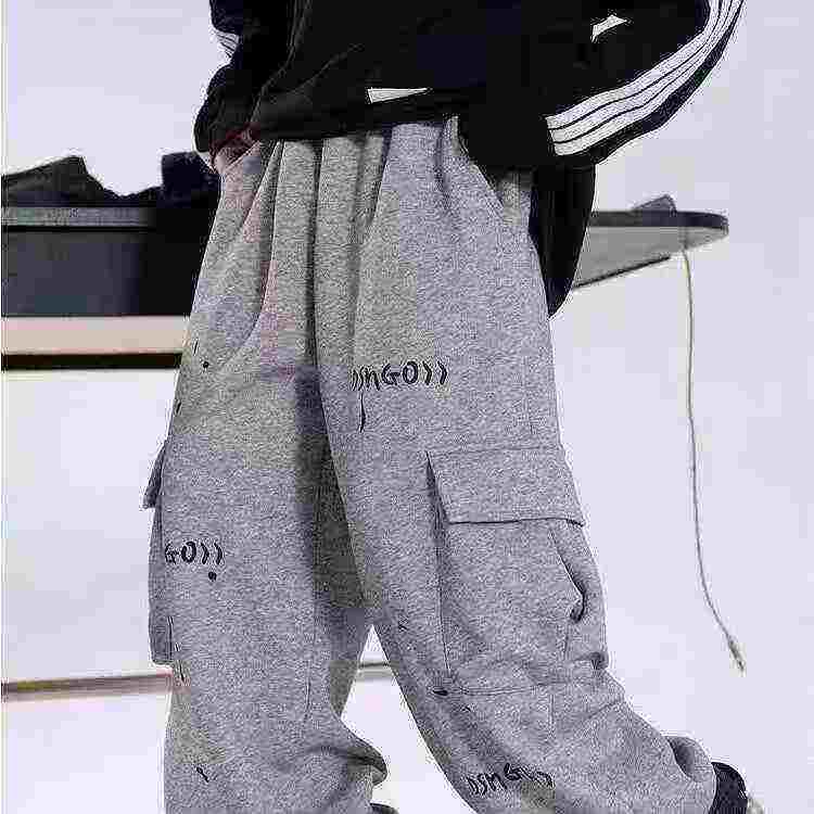 326 Pcs High Quality Kids Graffiti Fleece Cargo Sweatpants - Image 4
