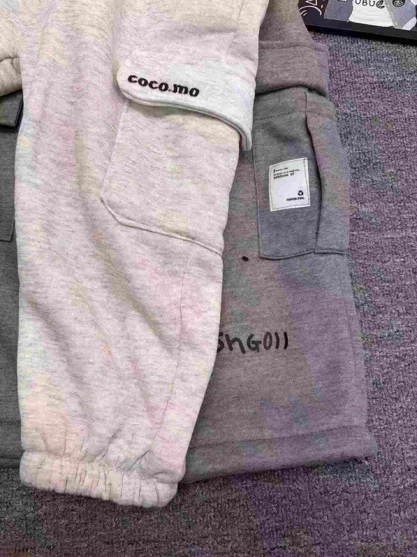 326 Pcs High Quality Kids Graffiti Fleece Cargo Sweatpants - Image 5