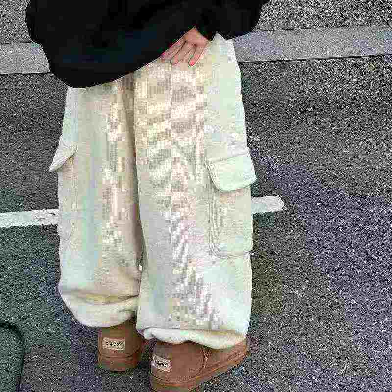 326 Pcs High Quality Kids Graffiti Fleece Cargo Sweatpants - Image 6