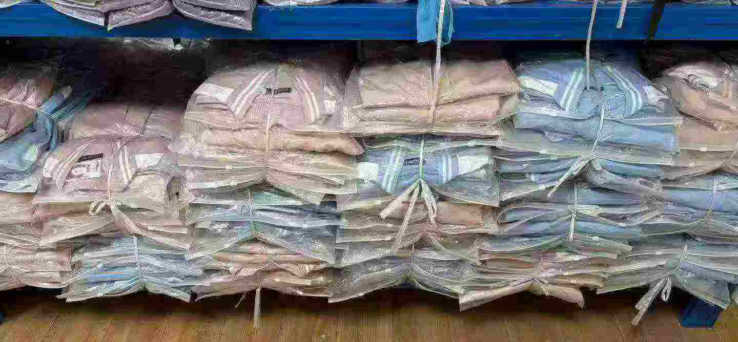 About 300pcs High Quality Couple College Style Solid Baseball Jackets - Image 9
