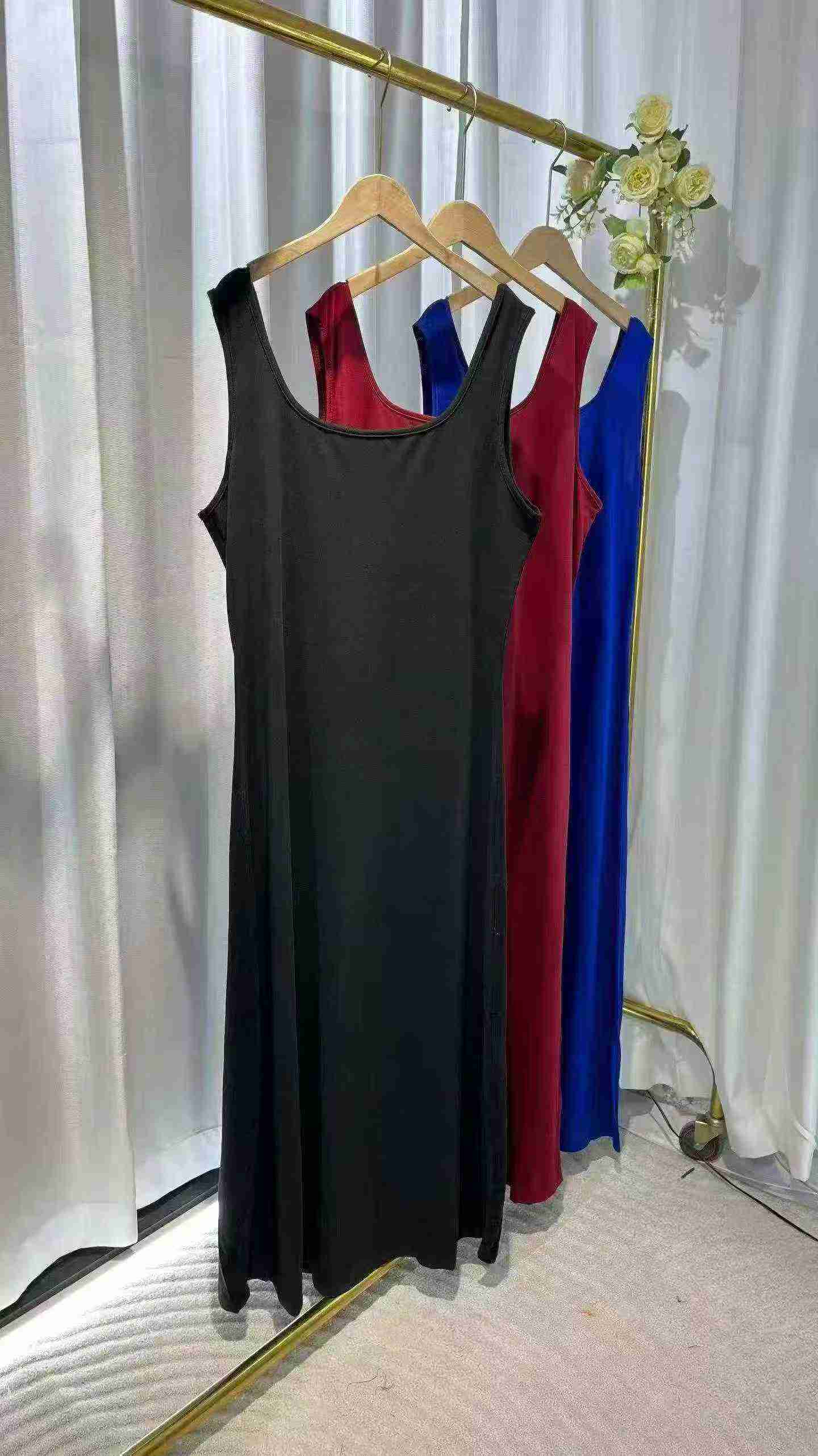 Foreign Trade Sleeveless Dress About 460 Pieces - Image 5
