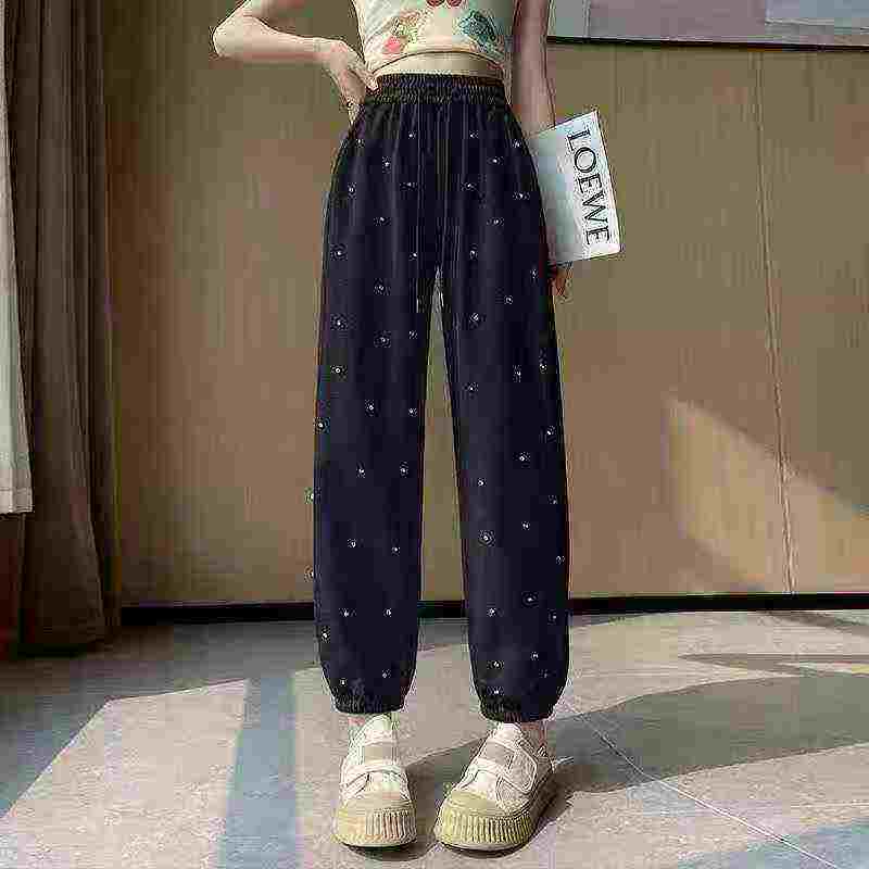 Pantalones de sudadera de estilo coreano con abundante pedrería, forro de felpa y puños ajustados, 580 piezas - Image 6