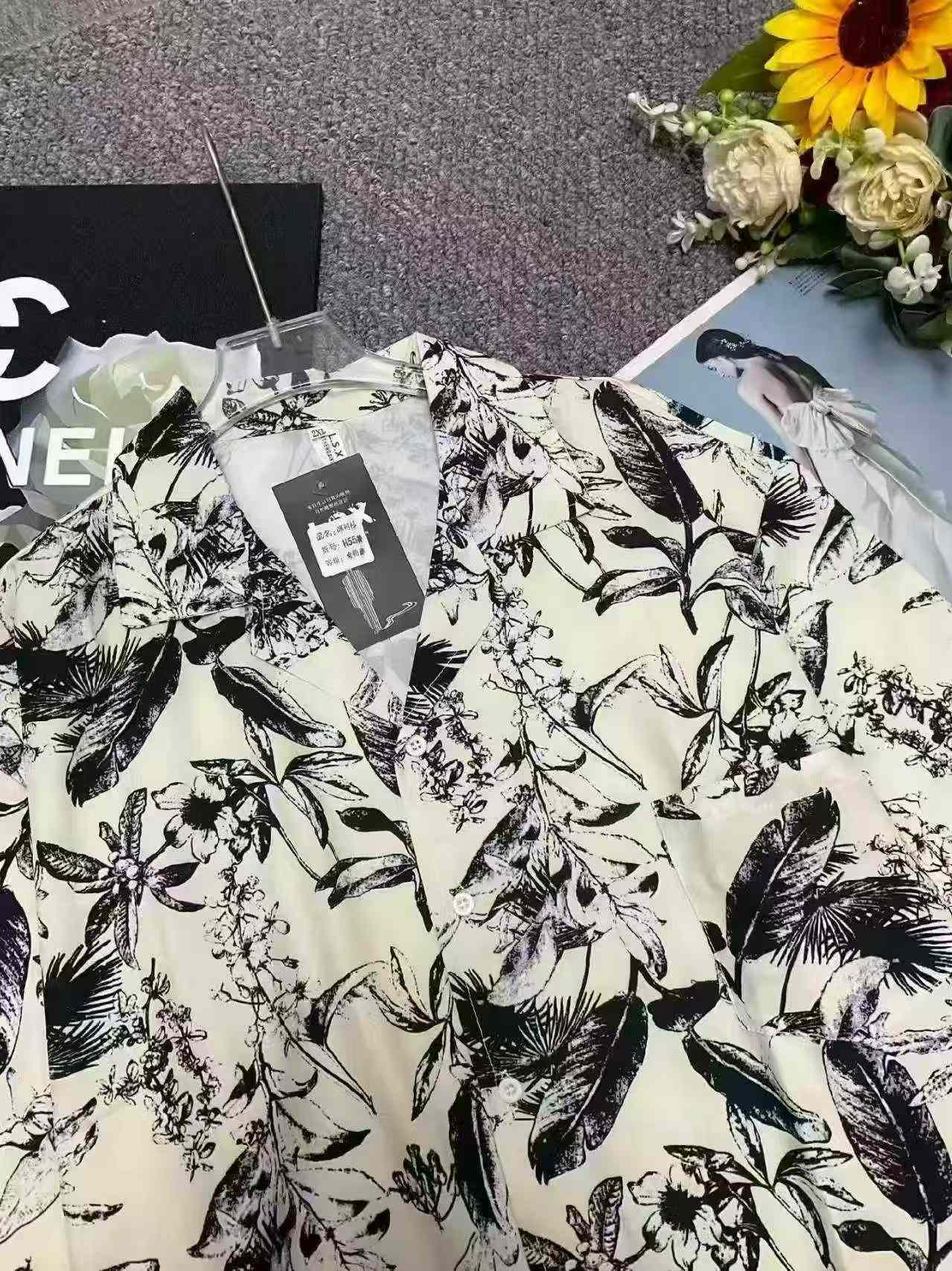 220 Pcs Summer Men's Vacation Cuban Collar Short Sleeve Ice Silk Casual Shirt Clearance - Image 4