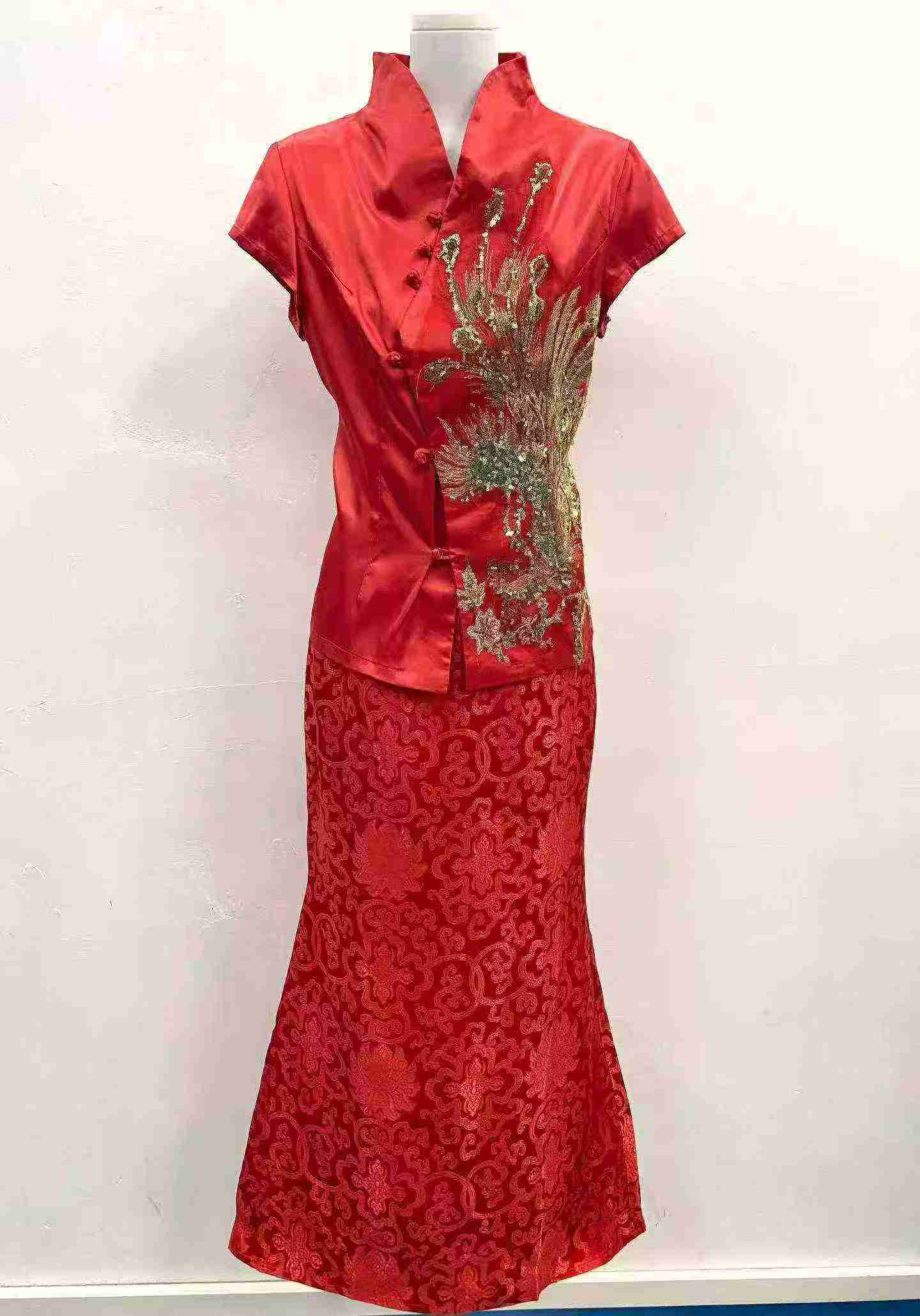 175 Sets Chinese Style Embroidered Sequined Cheongsam Xiuhe Suit Set - Image 6