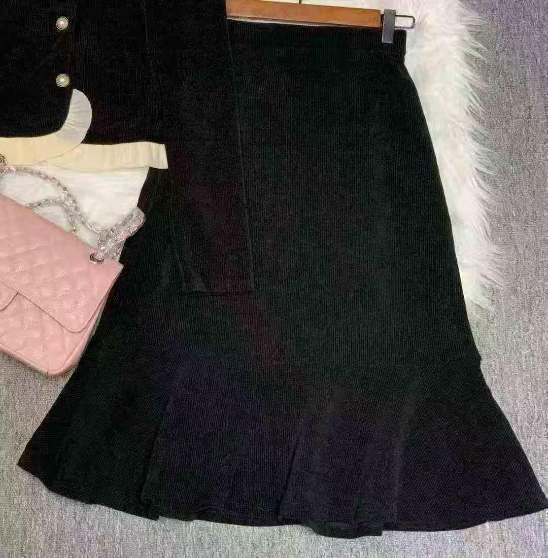 400 Pcs Corduroy Half Skirts, Mostly Fishtail, Sizes XXS-3XL - Image 3