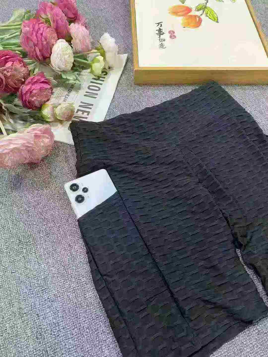بیش از ۱۲۰۰ عدد لگینگ یوگا باسن هلویی سایز M تا XL - Image 6
