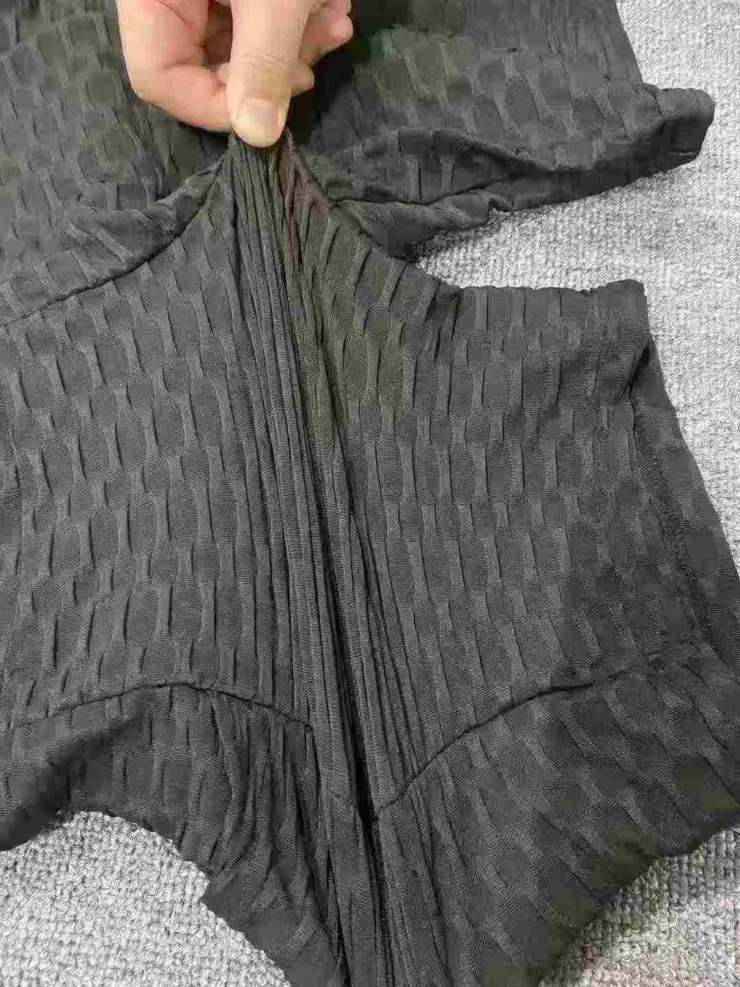 بیش از ۱۲۰۰ عدد لگینگ یوگا باسن هلویی سایز M تا XL - Image 8