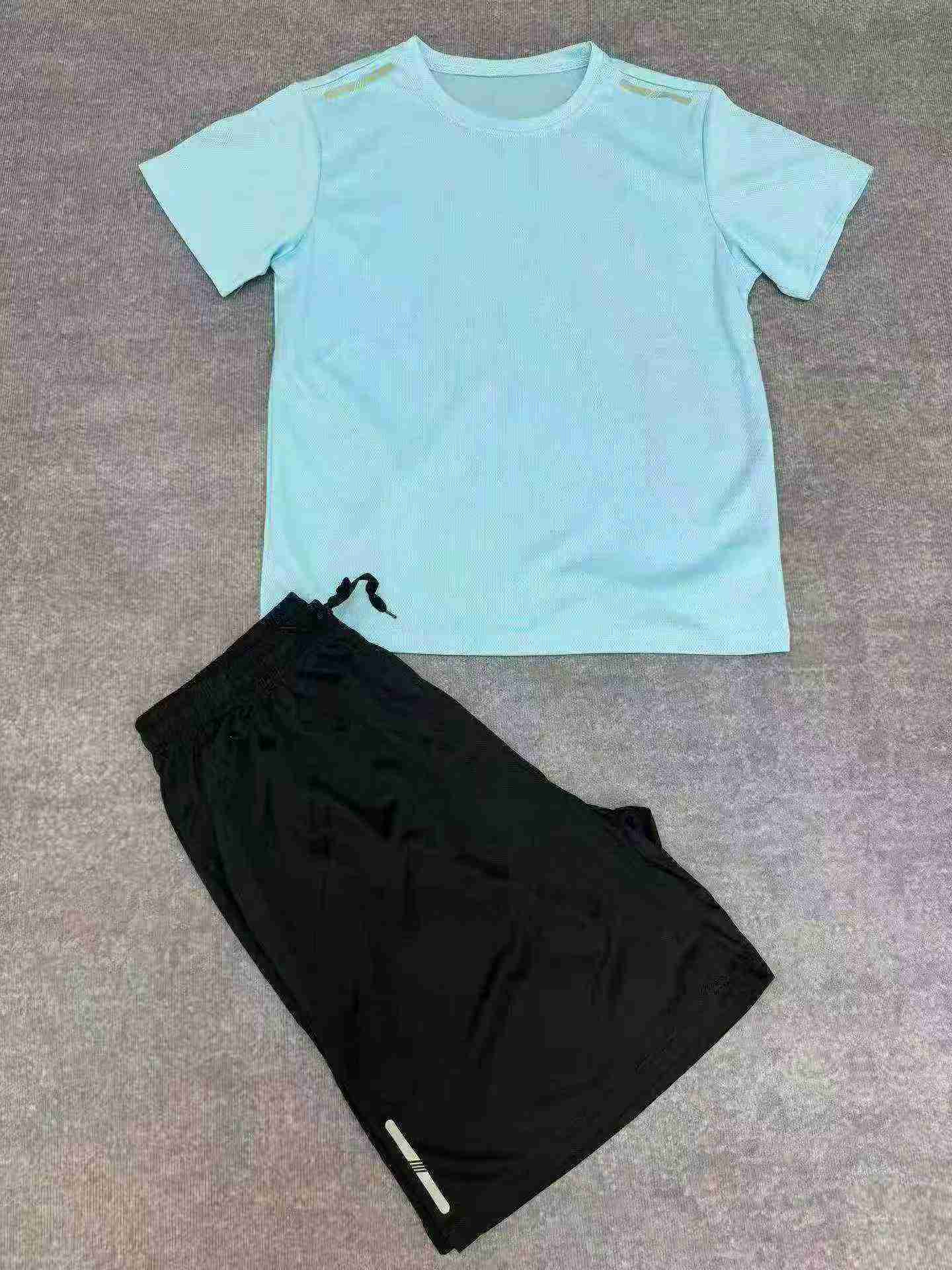 38400 Sets Unisex Quick Dry Sports Short Sleeve & Shorts Sets - Image 2