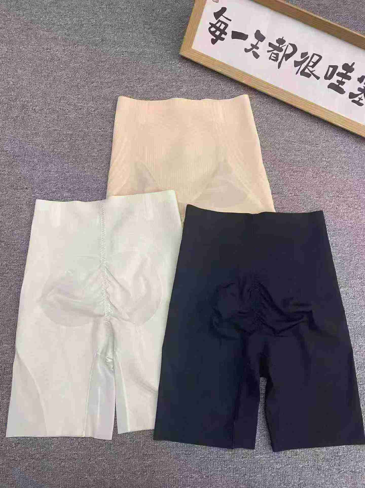 Legging Penyejuk Kawalan Perut Tanpa Jahitan Nilon 420 Keping - Image 3