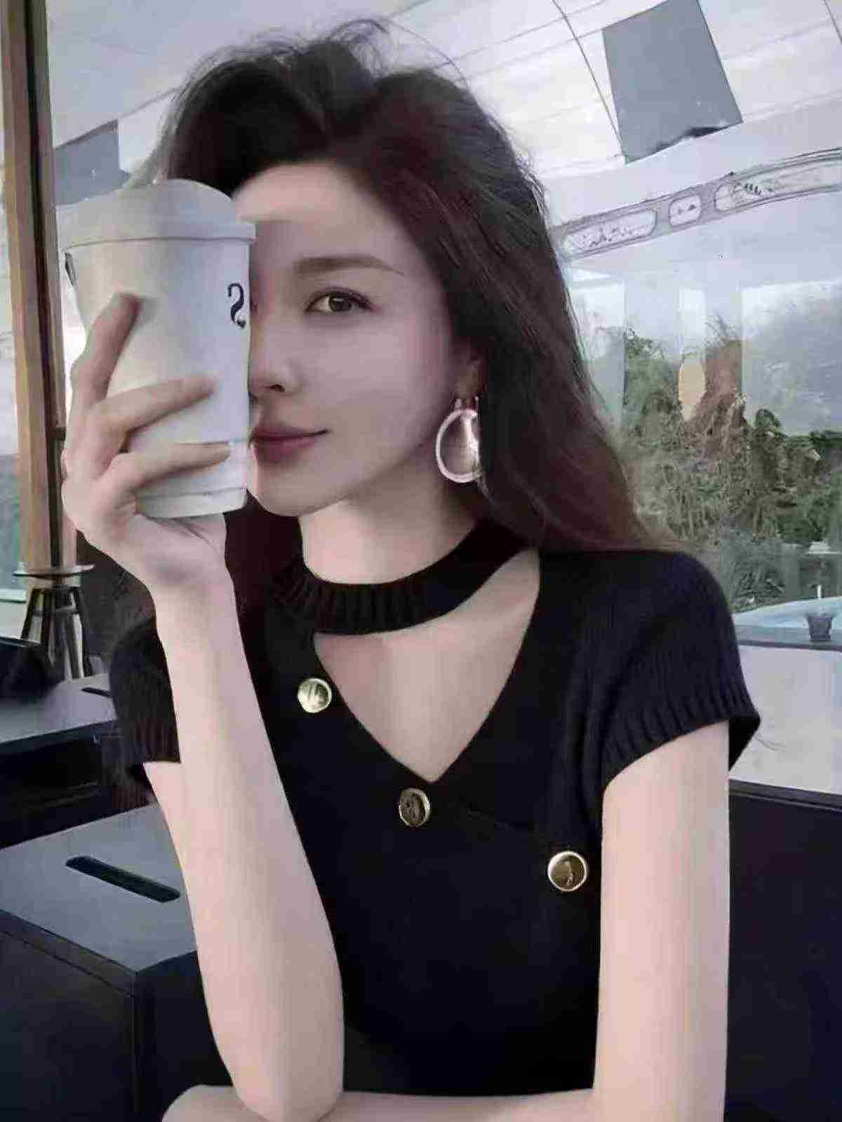 Atasan Rajut Lengan Pendek Gaya Tweed Vintaj Baharu Musim Panas, 650 Keping Stok Borong - Image 5
