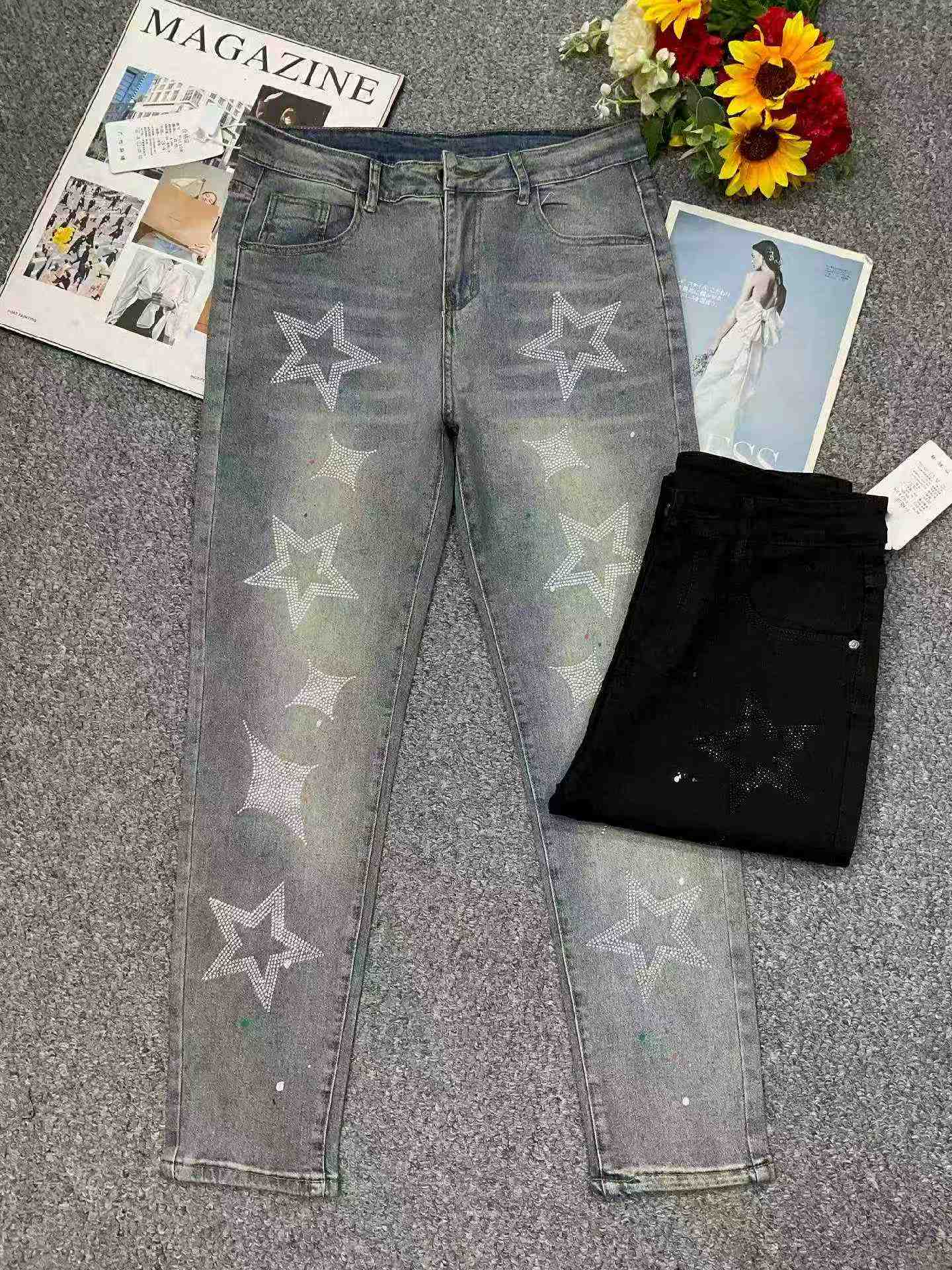Koleksi Baru Musim Semi-Panas, Celana Jeans Pria Desainer Berhias Rhinestone Elastis Tinggi, Ukuran 28-34, Sekitar 300 Potong - Image 2
