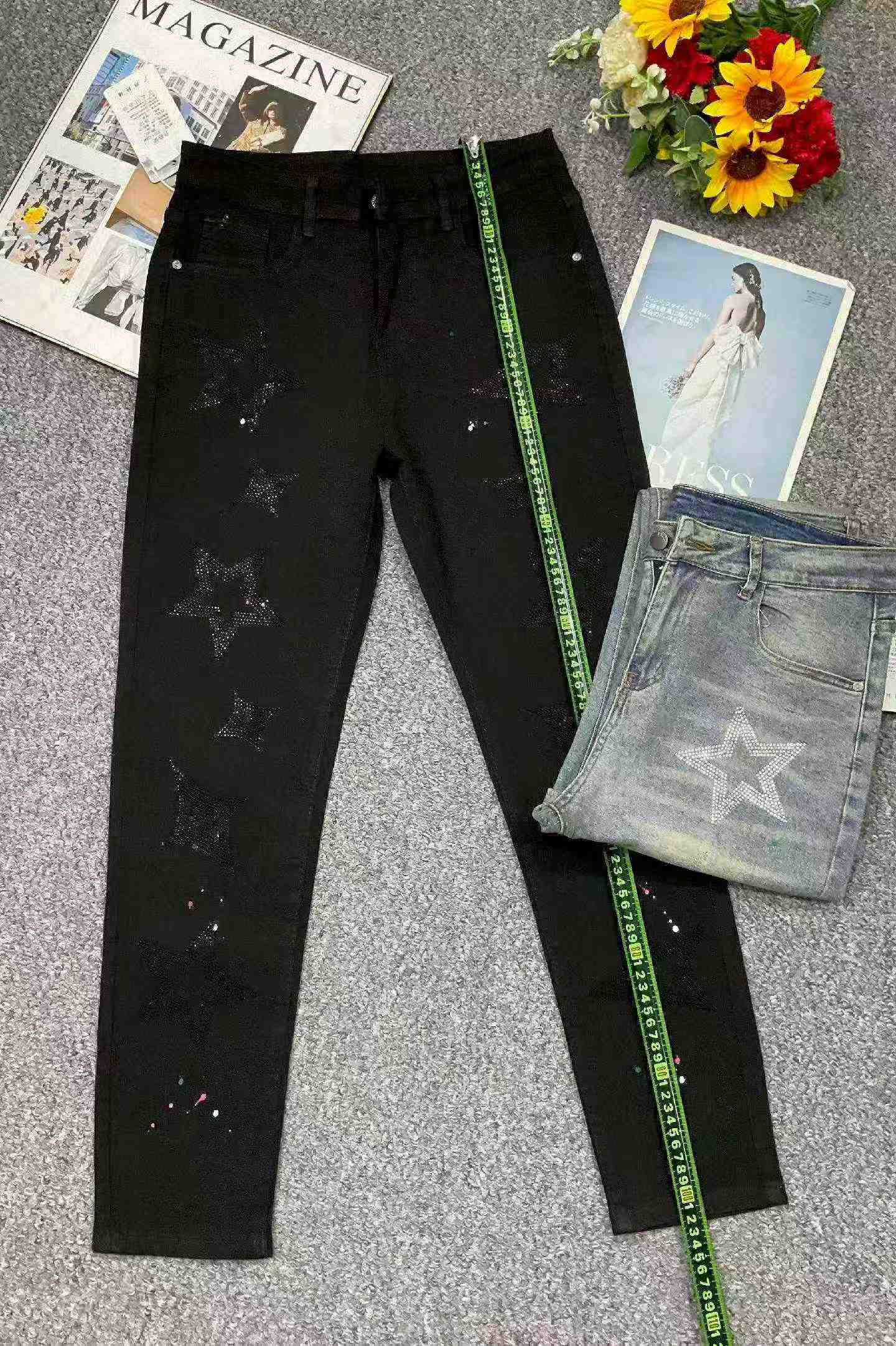 Koleksi Baru Musim Semi-Panas, Celana Jeans Pria Desainer Berhias Rhinestone Elastis Tinggi, Ukuran 28-34, Sekitar 300 Potong - Image 4