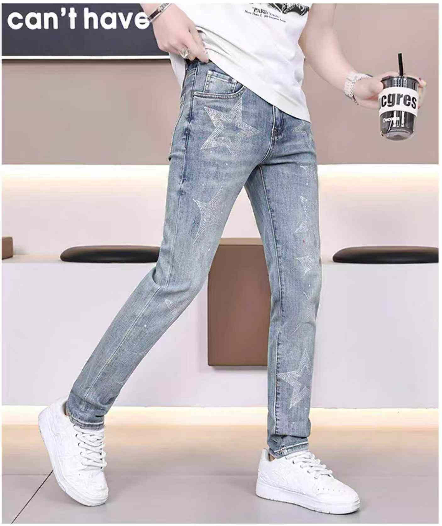 Koleksi Baru Musim Semi-Panas, Celana Jeans Pria Desainer Berhias Rhinestone Elastis Tinggi, Ukuran 28-34, Sekitar 300 Potong - Image 5