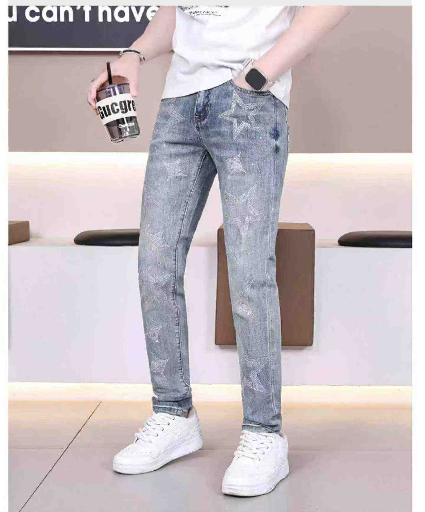 Koleksi Baru Musim Semi-Panas, Celana Jeans Pria Desainer Berhias Rhinestone Elastis Tinggi, Ukuran 28-34, Sekitar 300 Potong - Image 6