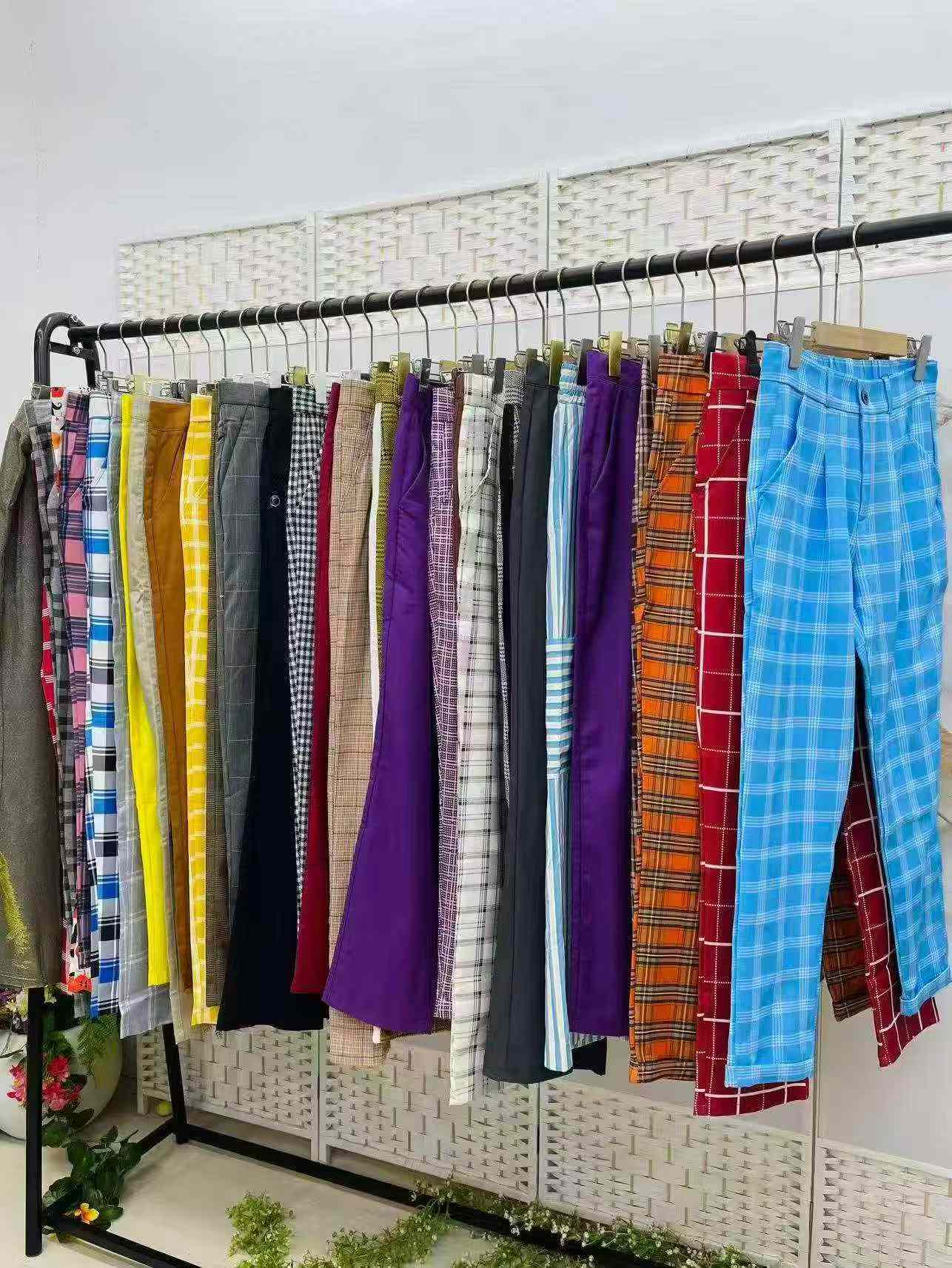 Wholesale Clearance Branded Men's Casual Dress Pants 380 Pieces - Image 7