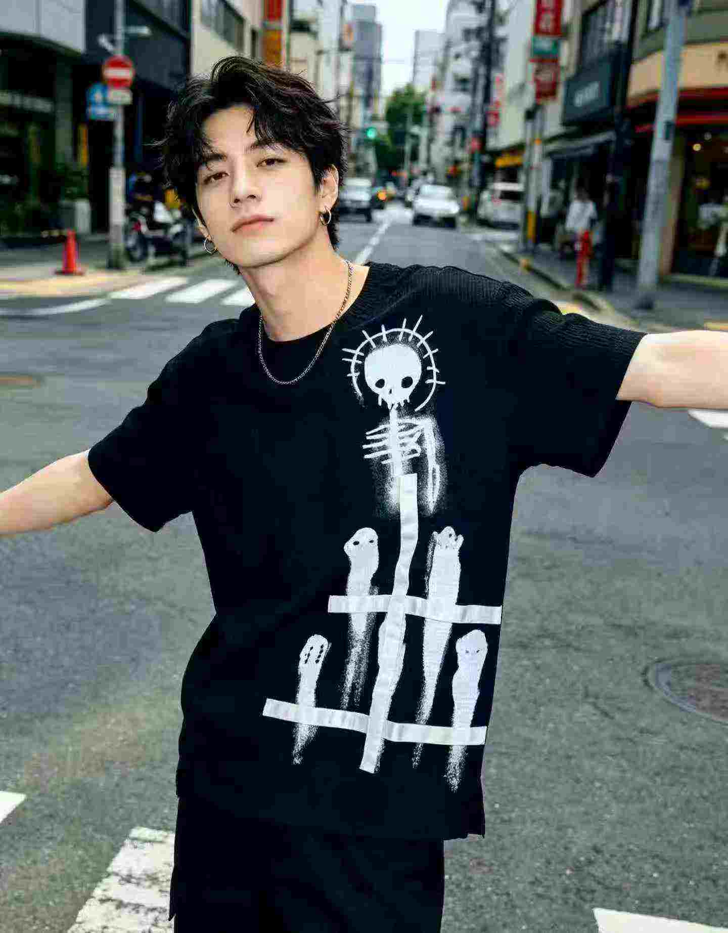 336 Pcs Same Brand Dark High Street Men's Short Sleeve T-shirts - Image 8
