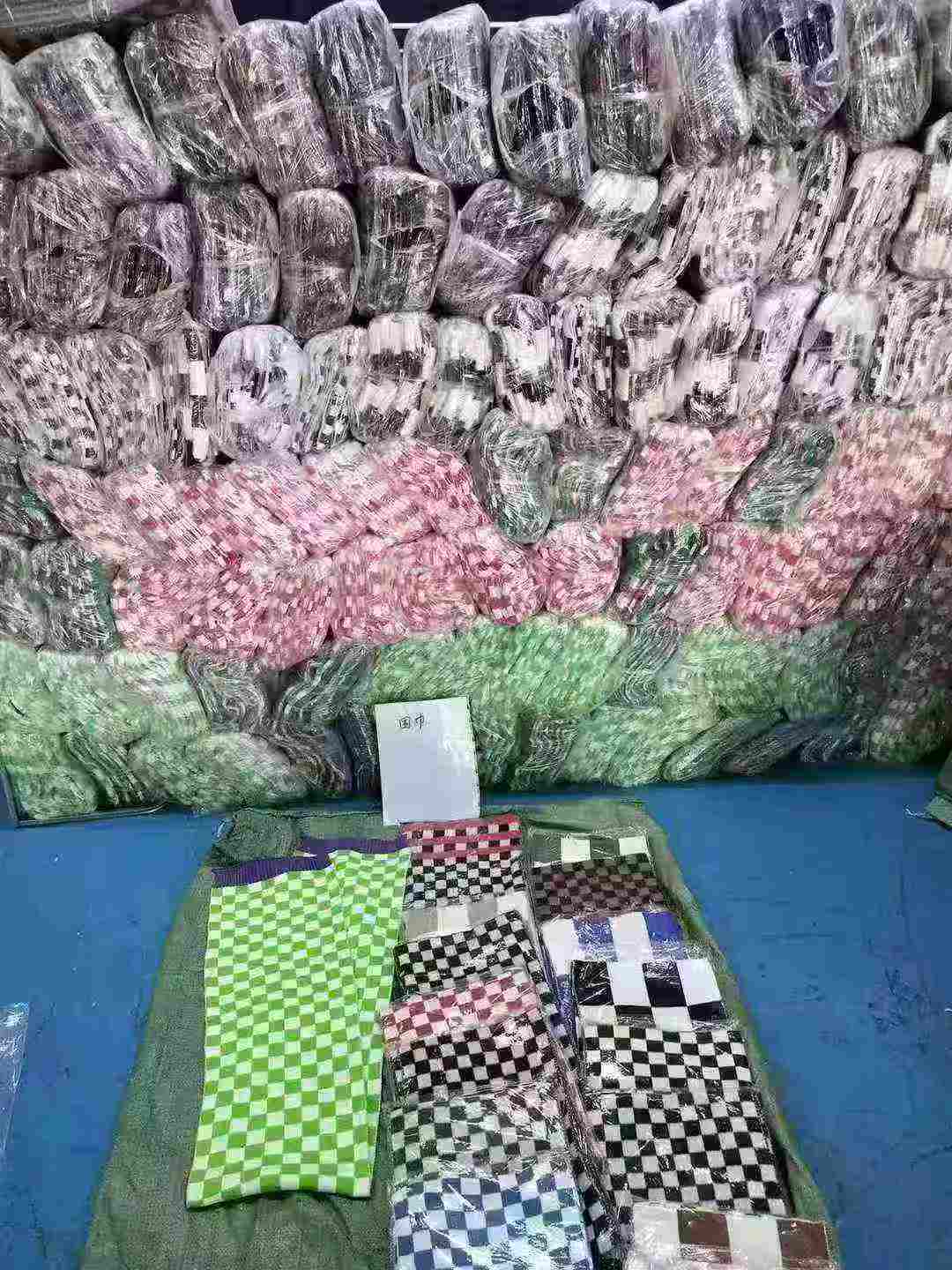 3520 Pièces de Cache-cous en Tricot à Carreaux, Chauds et Polyvalents, en Liquidation - Image 9