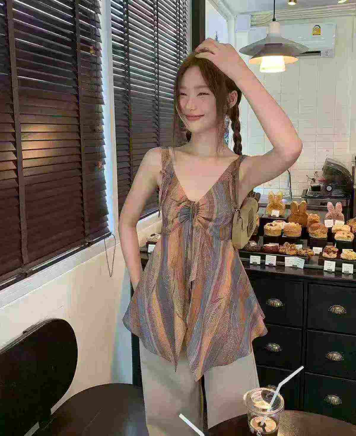 Design Sense Holiday Style Cami Vest 755 Pcs - Image 5