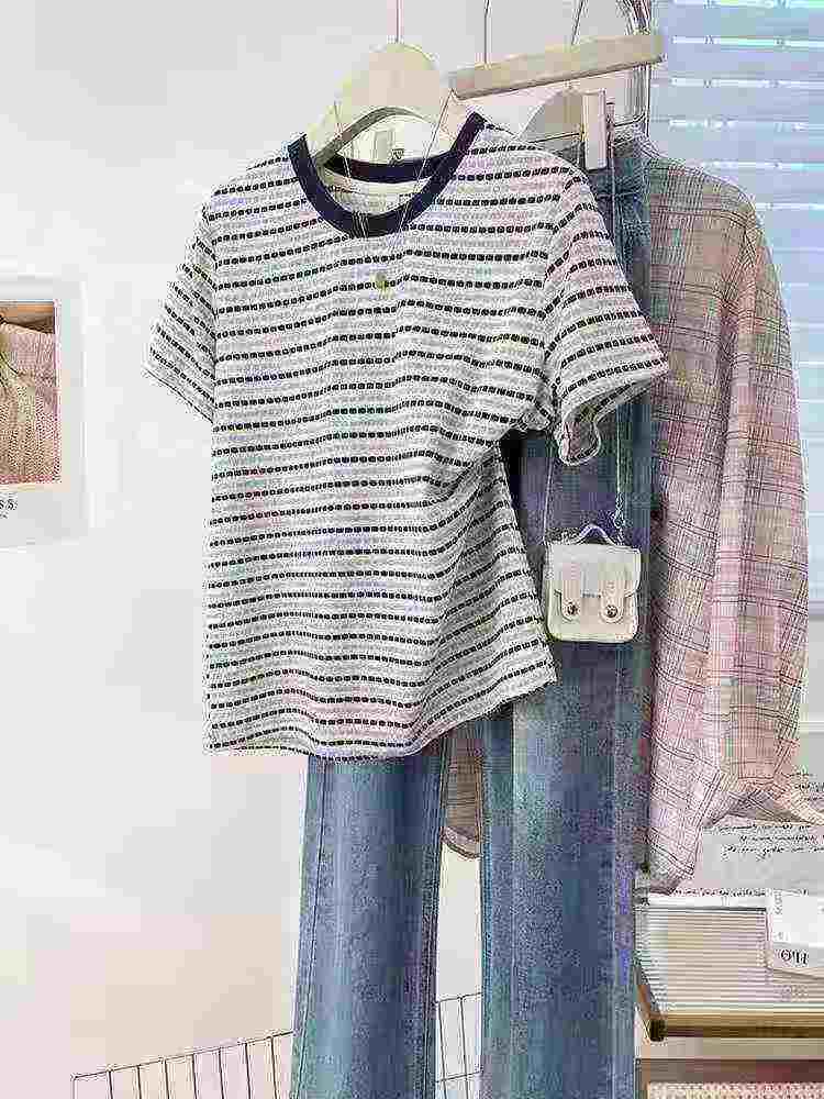 3000 Pieces Women's Summer Cotton Striped Short Sleeve T-Shirts - Image 4