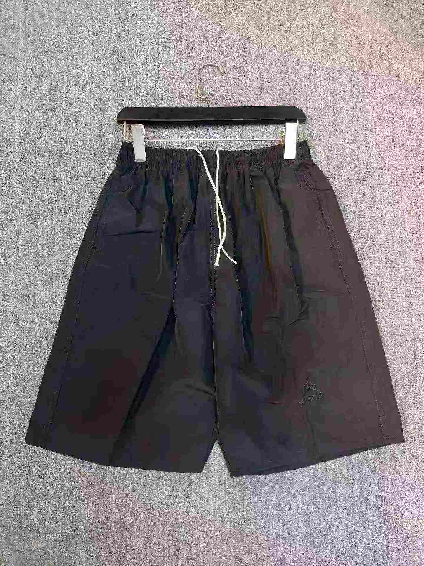 360 pièces de pantalons décontractés simples cropped pour hommes - Image 2