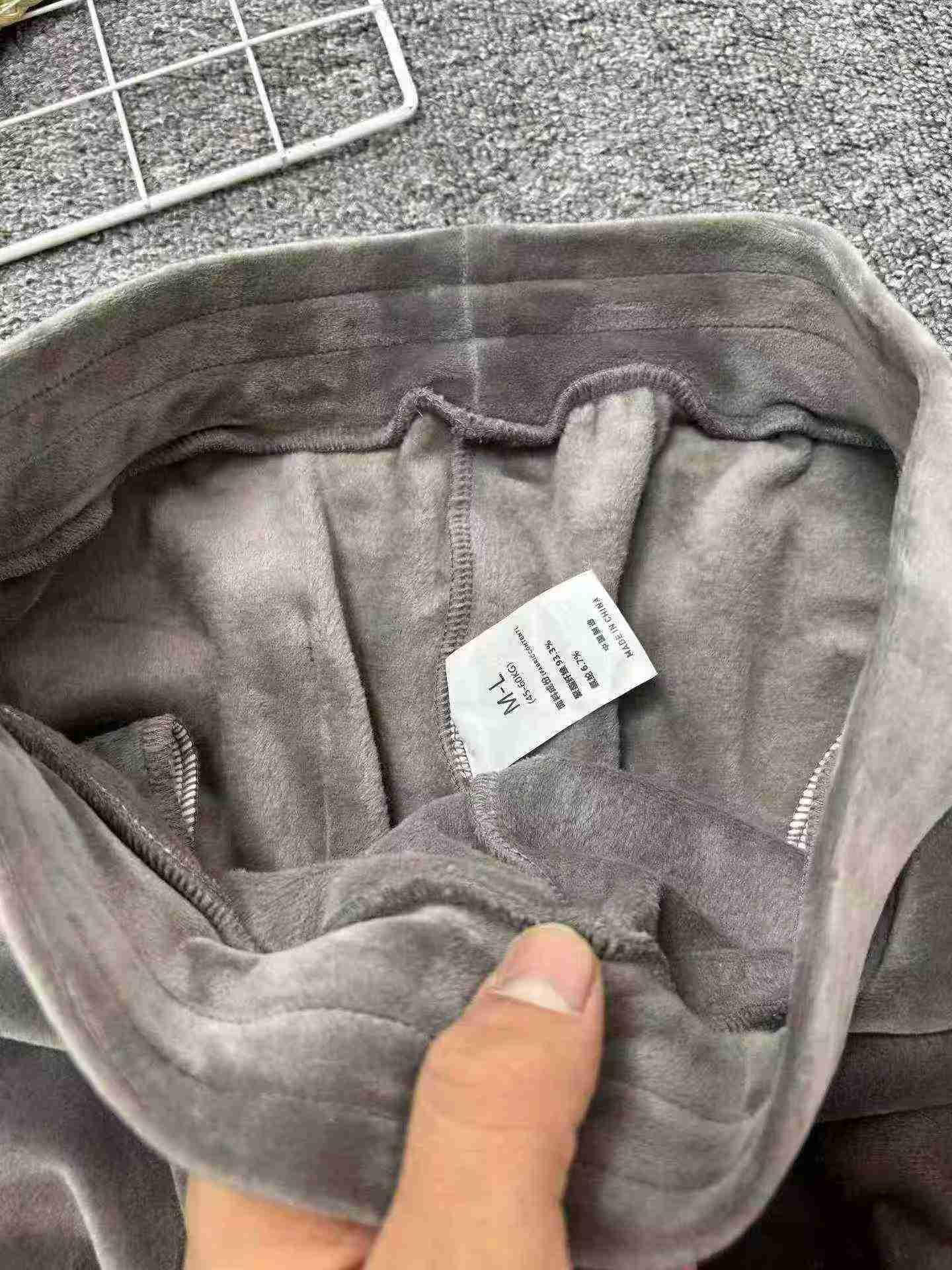2064 Pcs Women's Fleece Lined Velvet Flared Plus Size Casual Long Pants - Image 8