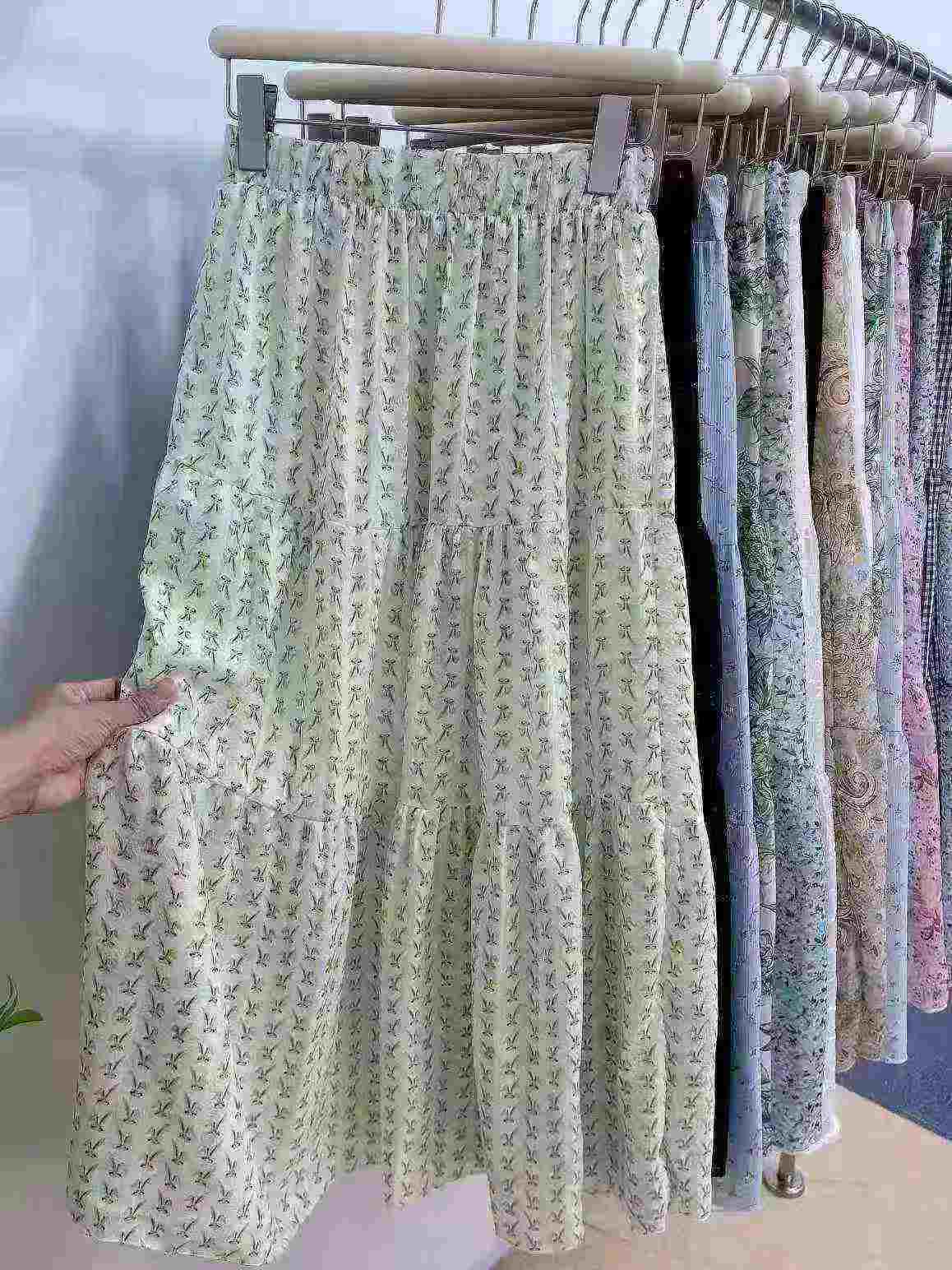 Brand New Stock Lot 1200pcs Women's Chiffon Floral Skirts - Image 4