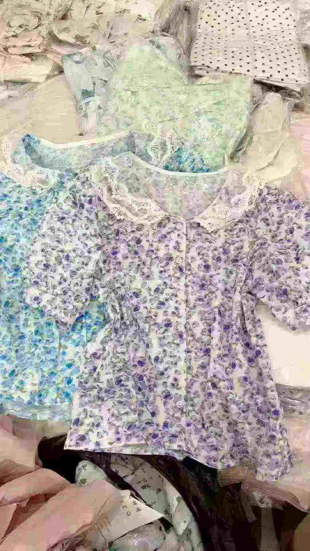 4300 Peças de Blusas Femininas Novas de Chiffon de Manga Curta em Liquidação - Image 5