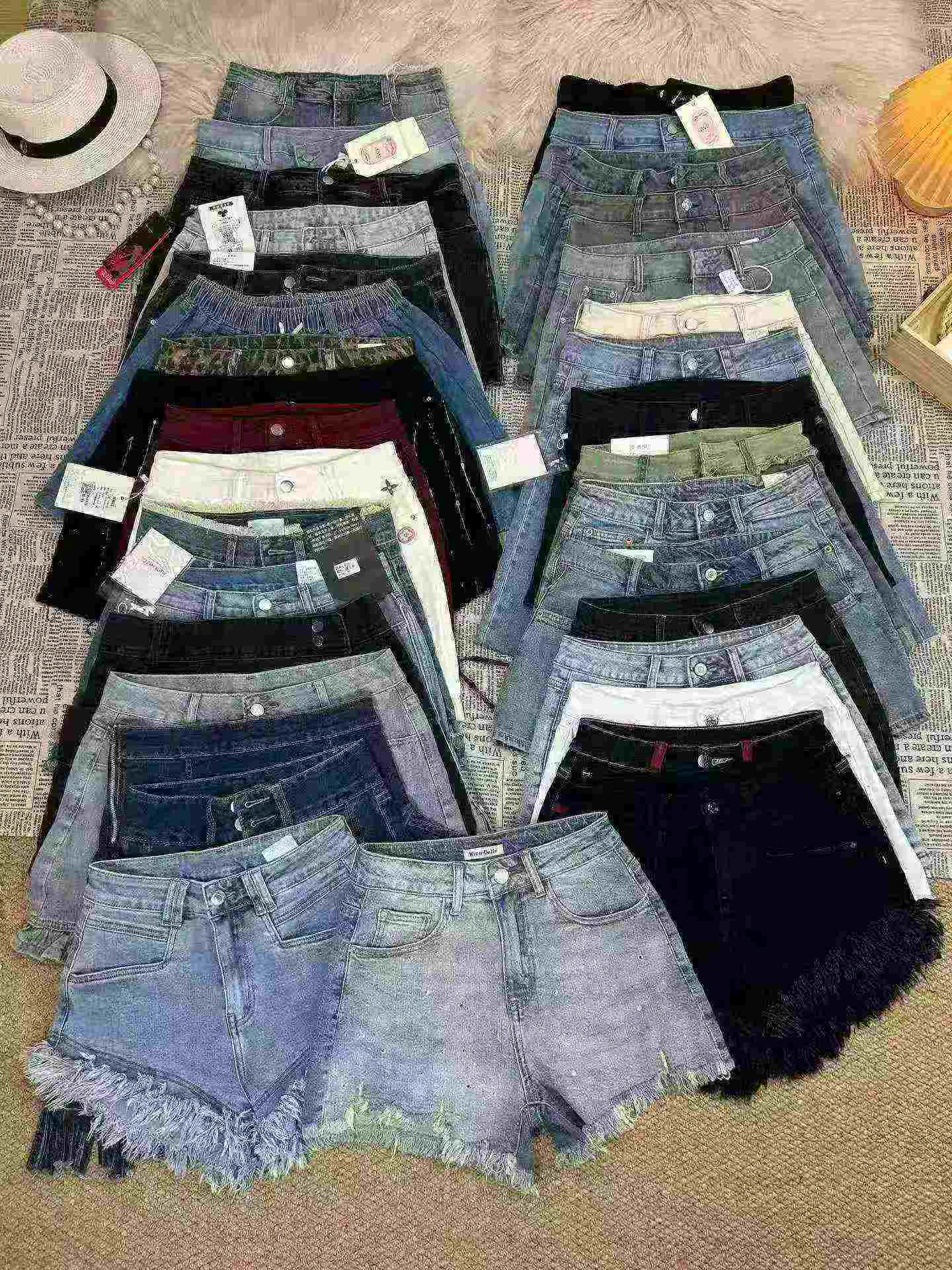 Wholesale Women's Mixed Denim Shorts & Skirts, Total 4125 Pcs - Image 2