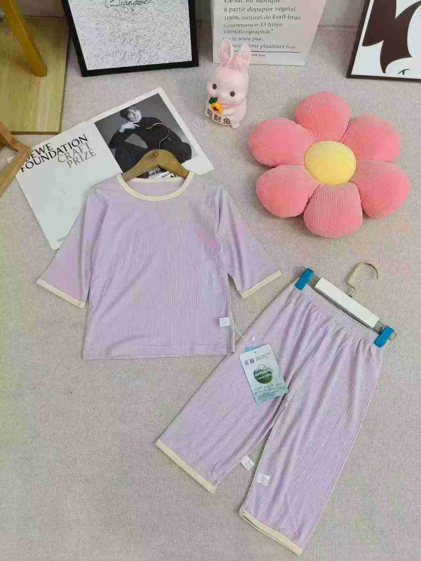Aproximadamente 1450 conjuntos de ropa de modal para niños - Image 2
